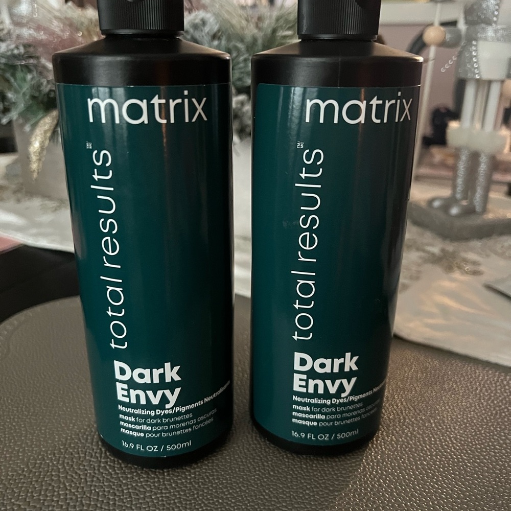 Matrix Total Results Dark Envy Mask